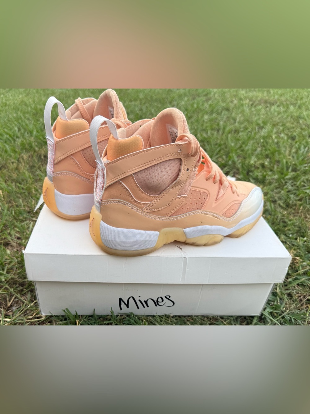 Jordan Kids High-Top Sneakers in Peach and White